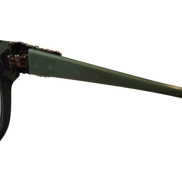 Vera Wang Galdora Black Sunglasses - Picture 10 of 16